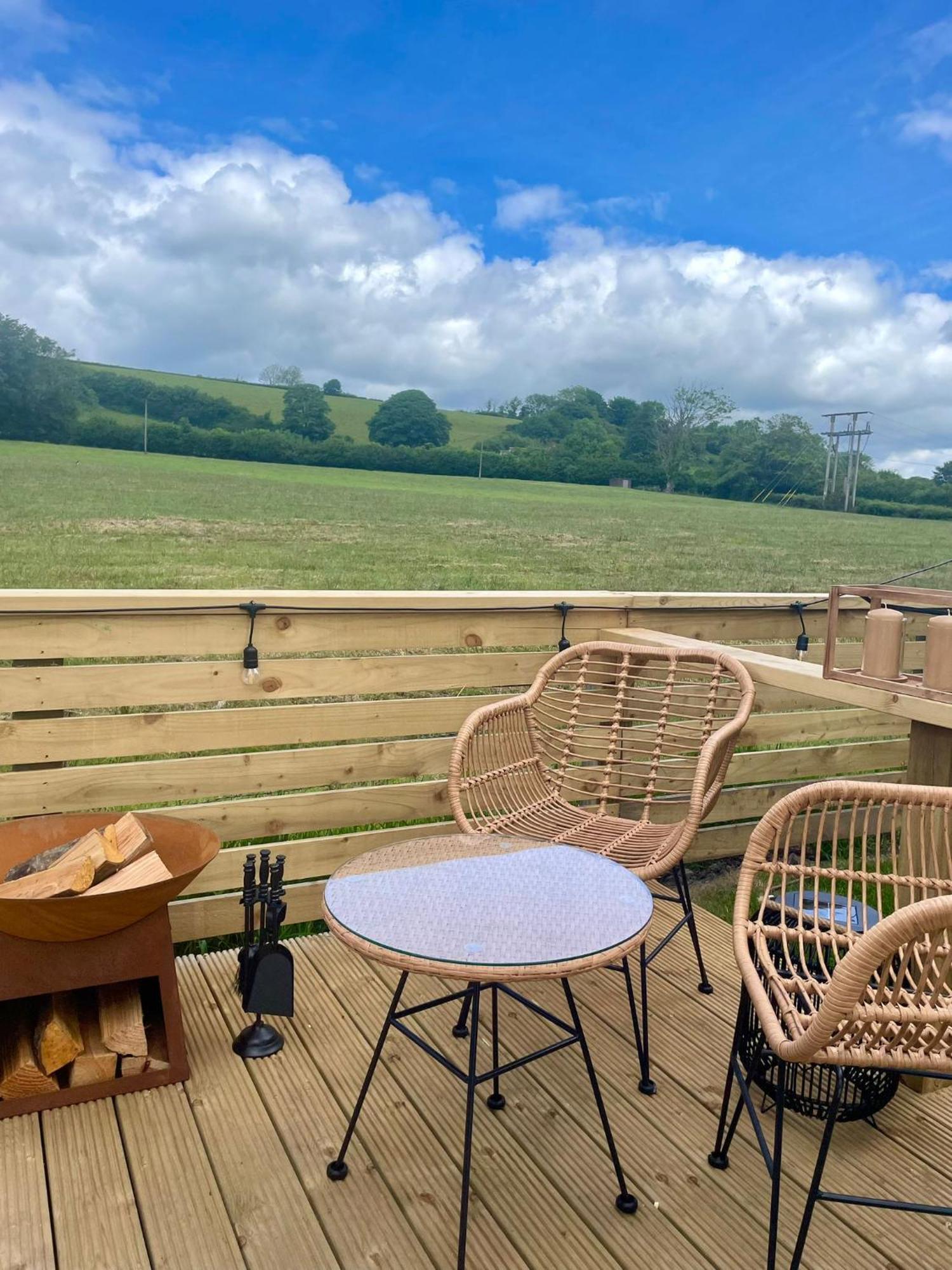 Coedydd - Woods Apartment Bridgend  Bagian luar foto